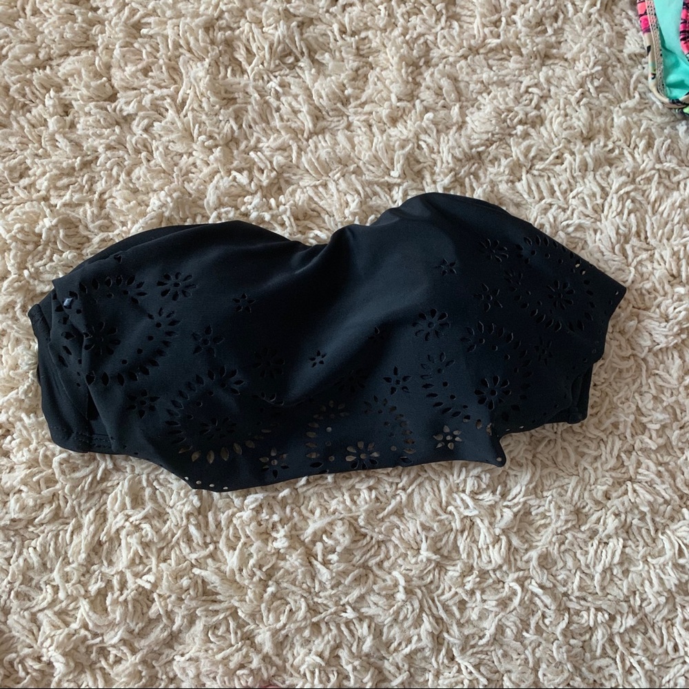 Bikini - Picture 4 of 8